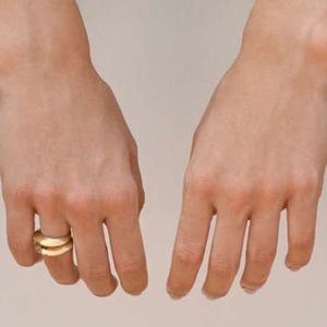 Sophie Buhai Disc Ring Set in Gold size 6